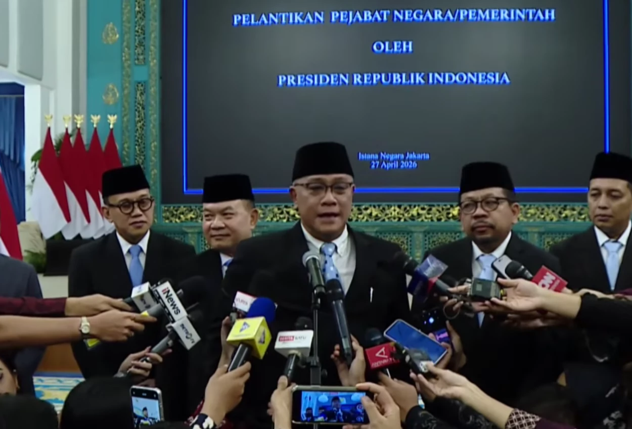 Jumhur Hidayat Resmi Dilantik Jadi Menteri Lingkungan Hidup