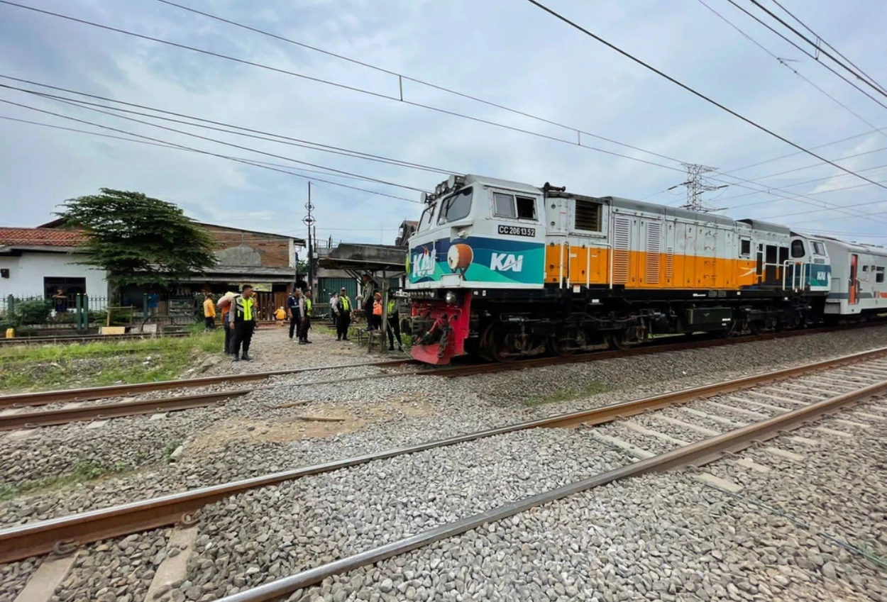 KAI bakal Tutup Perlintasan Kereta Liar yang Dikelola Ormas Tanpa Izin
