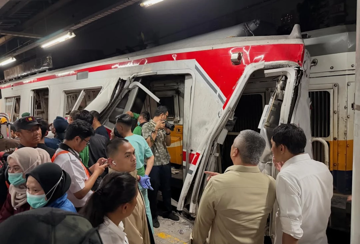 KRL Bekasi Cikarang Bisa Kembali Beroperasi Siang Ini Pascakecelakaan