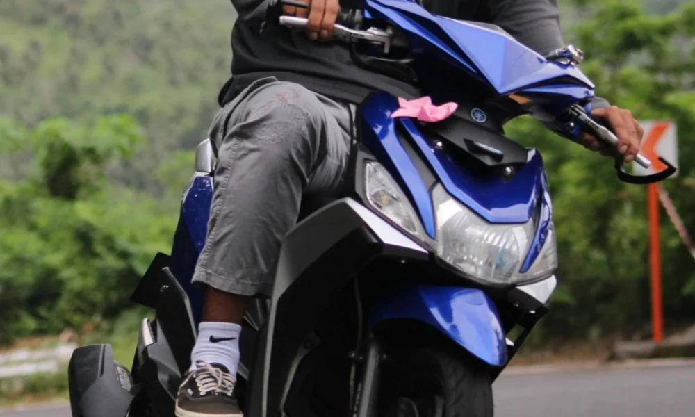 Kenapa Tarikan Gas Motor Terasa Delay dan Tak Stabil Coba Cek Bagian Ini!