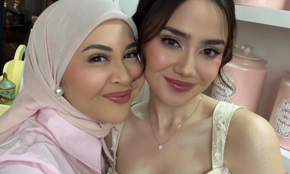 Kesha Ratuliu Pasang Badan usai Netizen Sebut Konsep Pernikahan El Rumi dan Syifa Hadju Tiru Al Alyssa