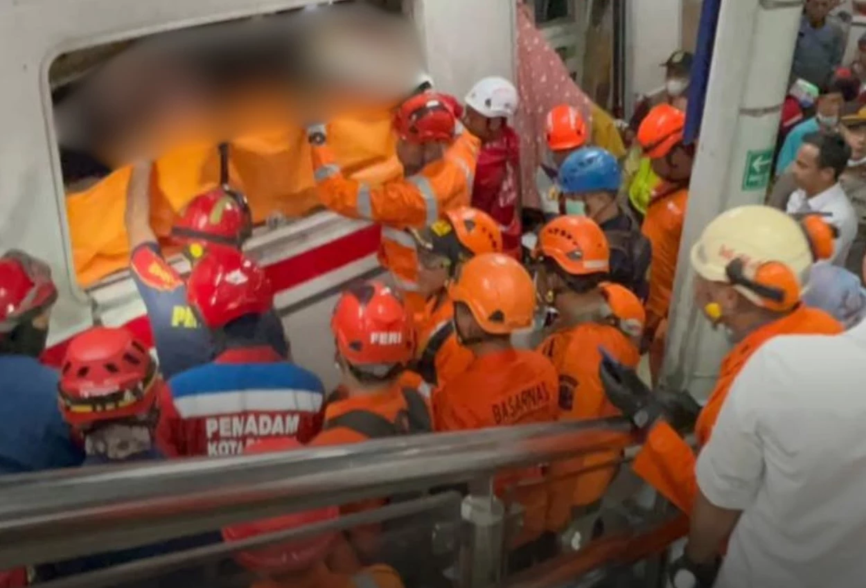 Korban Tewas KRL Bekasi Bertambah jadi 15 Orang