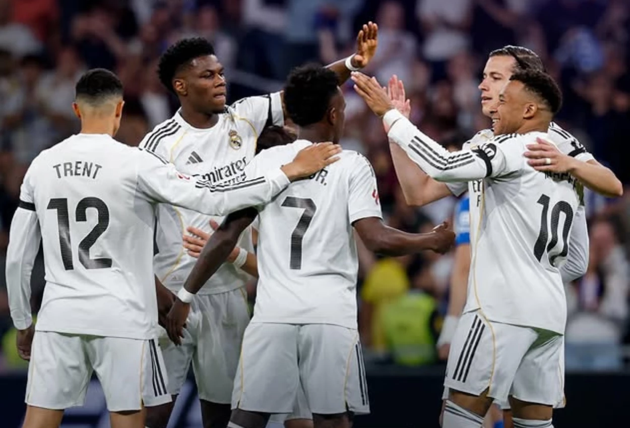 Madrid vs Alavés 2 1 Los Blancos Makin Pepet Barcelona di Puncak Klasemen