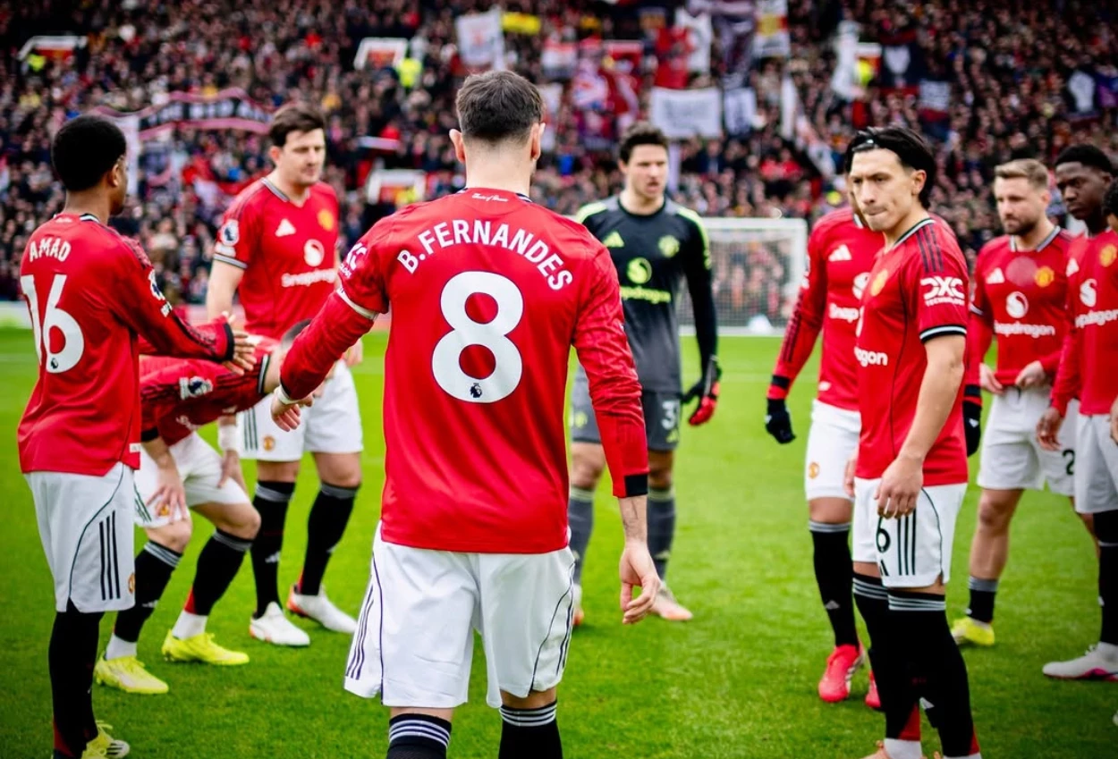 Man Utd vs Leeds 1 2 Rekor 45 Tahun Setan Merah Tumbang di Tangan Rival Lama