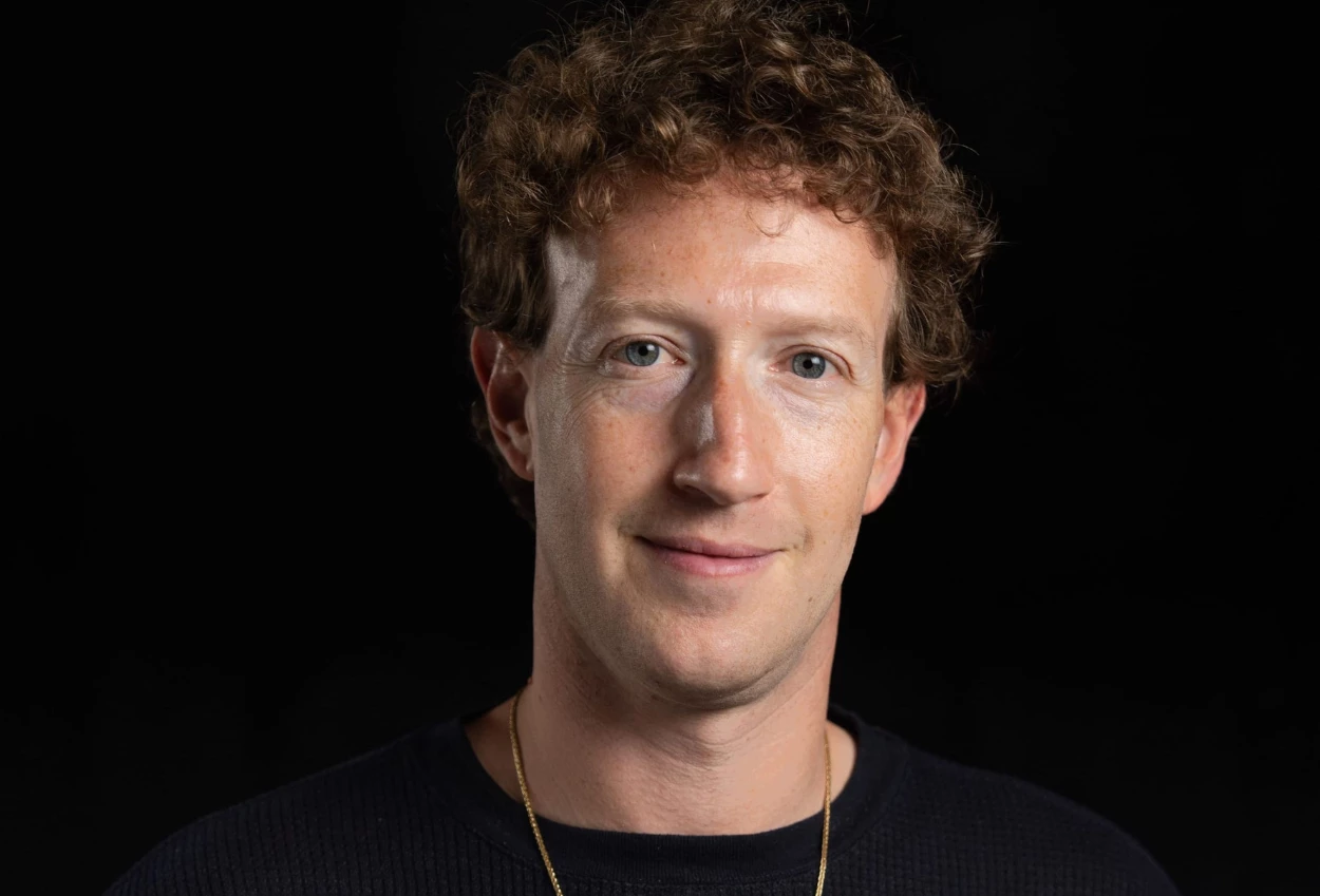 Meta Buat Kloningan Zuckerberg Versi AI untuk Rapat dengan Staf
