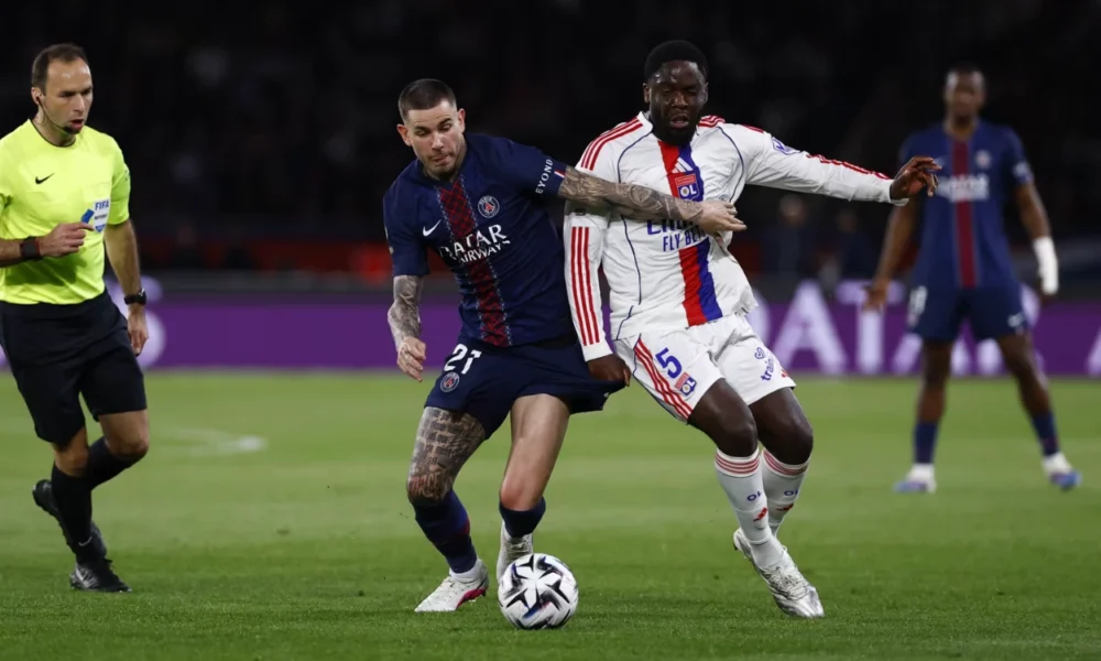 PSG vs Lyon 1 2 Les Parisiens Tumbang, Perebutan Gelar Makin Panas