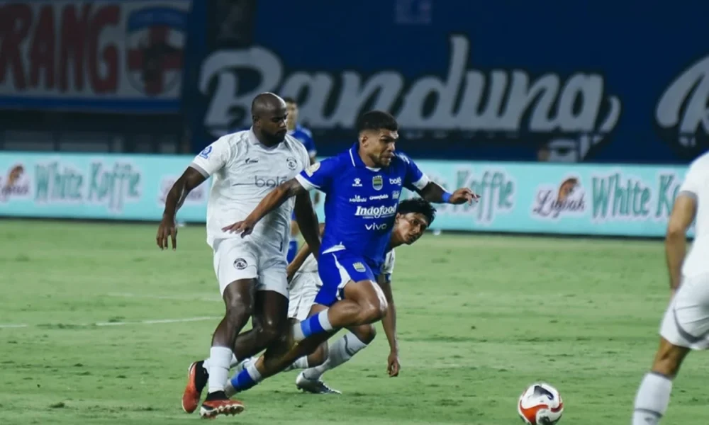 Persib Bandung vs Arema FC 0 0 Maung Bandung Gagal Menang di Kandang