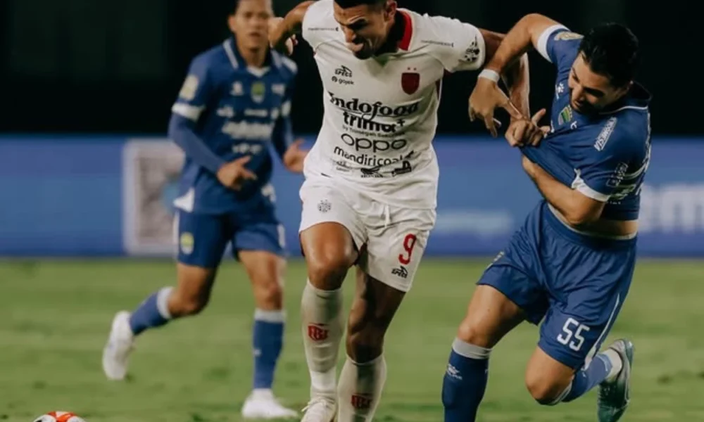 Persib Bandung vs Bali United 3 2 Maung Bandung Pesta Gol di Hadapan Ribuan Bobotoh