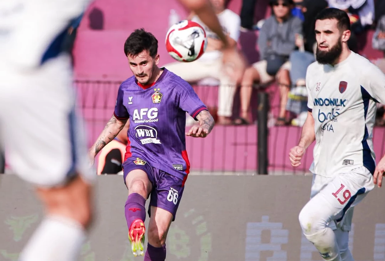 Persik vs Persita 1 0 Gol Jon Toral Selamatkan Macan Putih dari Zona Degradasi