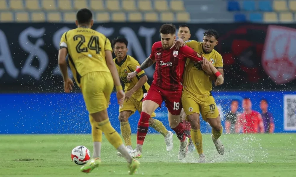 Persis vs Semen Padang 2 1 Sambernyawa Selamat dari Zona Degradasi