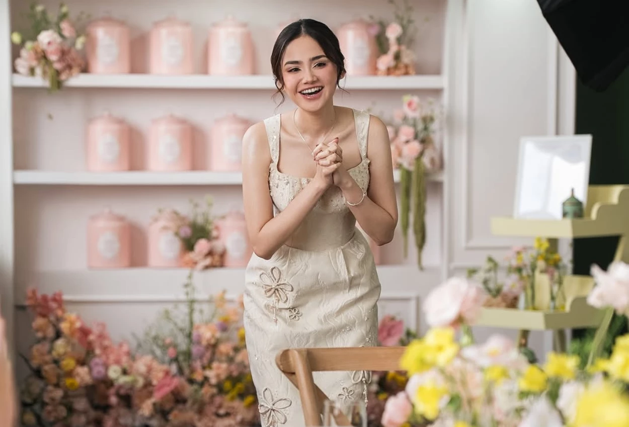 Pesona Syifa Hadju saat Bridal Lunch bersama Para Sahabat