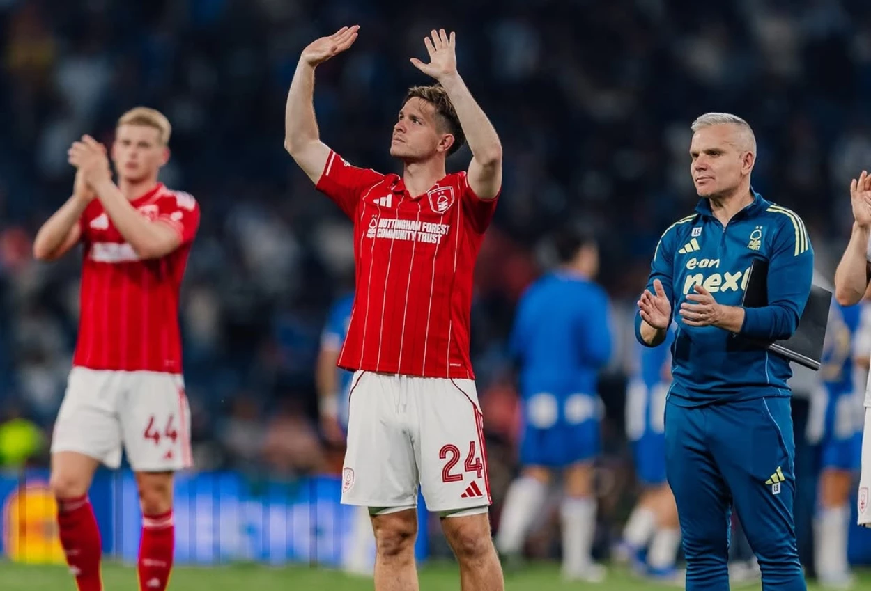 Porto vs Nottingham Forest 1 1 Gol Bunuh Diri Fernandes Selamatkan Stefan Ortega dkk