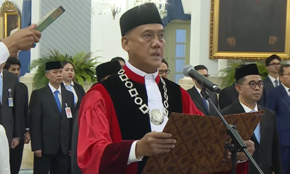 Prabowo Lantik Liliek Prisbawono jadi Hakim MK, Gantikan Anwar Usman