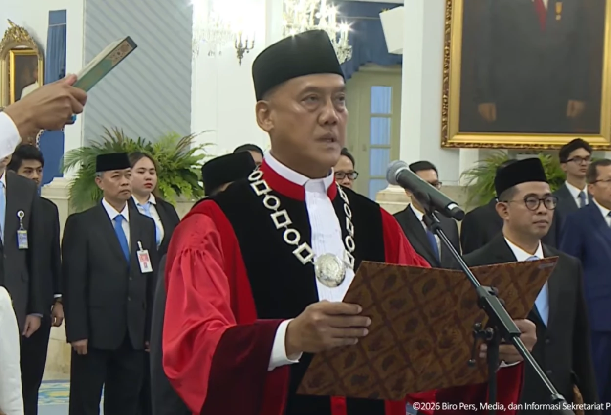 Prabowo Lantik Liliek Prisbawono jadi Hakim MK, Gantikan Anwar Usman