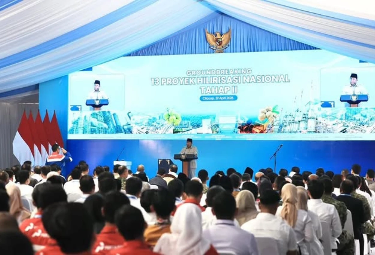 Prabowo Resmikan Groundbreaking 13 Proyek Hilirisasi Senilai Rp116 Triliun di Cilacap