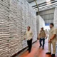 Prabowo Sidak Gudang Bulog di Magelang, Pastikan Stok Beras Aman