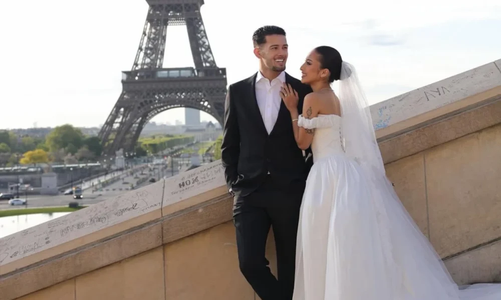 Prewedding Dadakan di Menara Eiffel, Jennifer Coppen Make Up dan Hair Do Sendiri