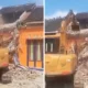 Pria di Pati Robohkan Rumah, Kesal Istri Terima Lamaran Pria Lain di Tengah Proses Cerai