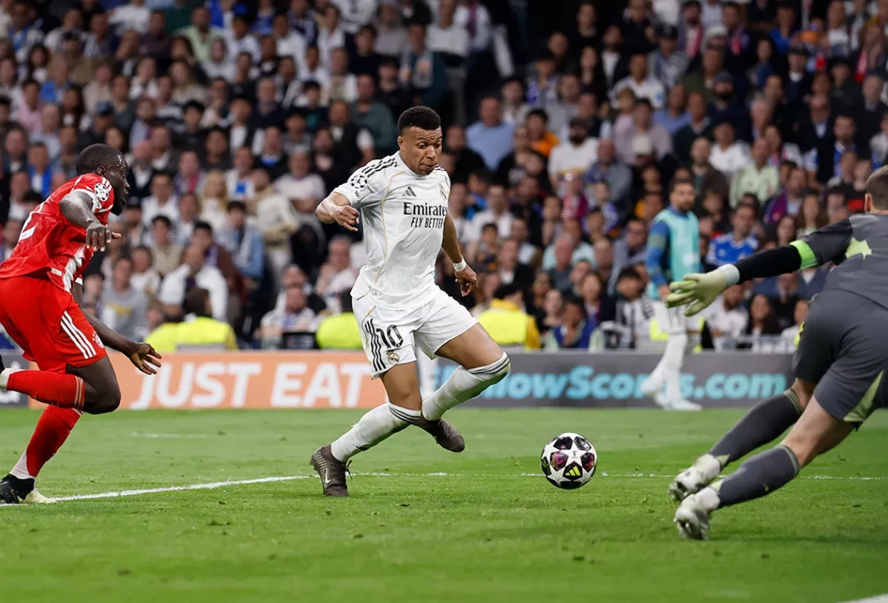 Real Madrid vs Bayern 1 2 Gol Mbappe Tak Mampu Selamatkan Los Blancos