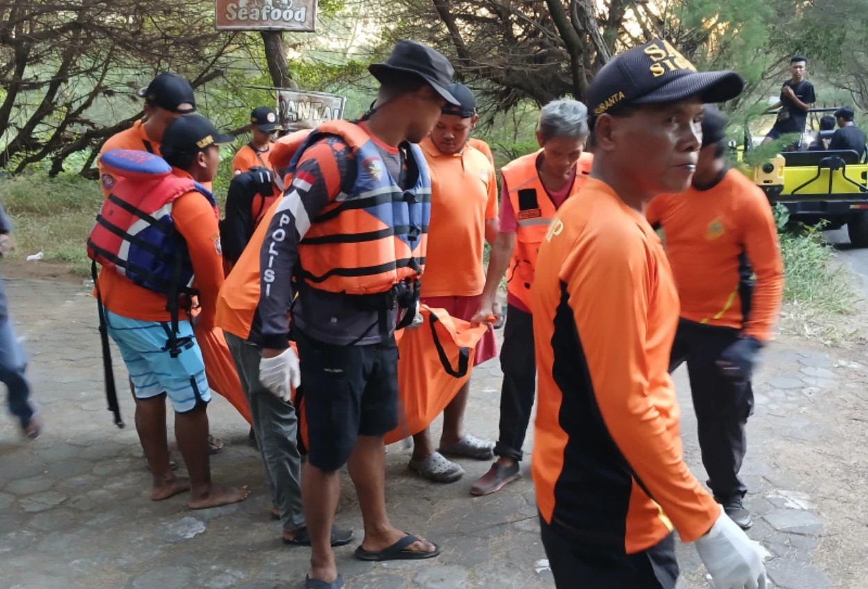 Remaja asal Bantul Meninggal Dunia Terseret Arus di Parangtritis saat Berselancar
