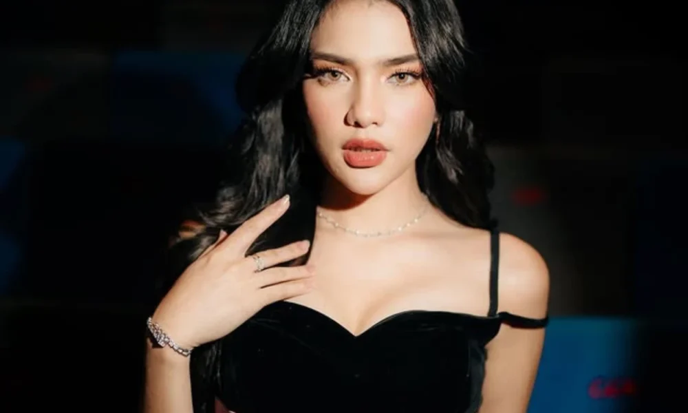 Sering Beradegan Intim, Davina Karamoy Ngaku Tak Takut Dicap Negatif