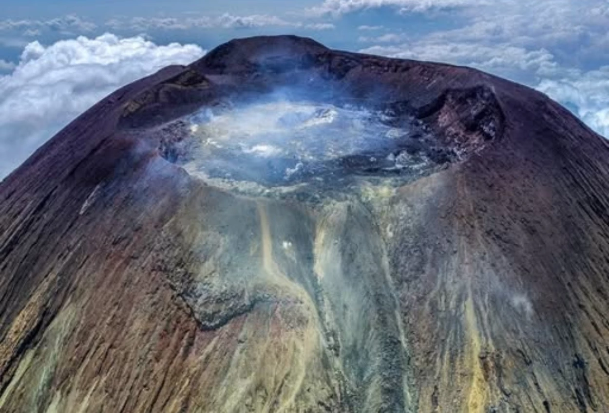 Suhu Capai 464 Derajat Celcius, Pendakian Gunung Slamet Ditutup