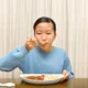 Ternyata Cara Makan Bisa Mencerminkan Karakter Seseorang, Kok Bisa