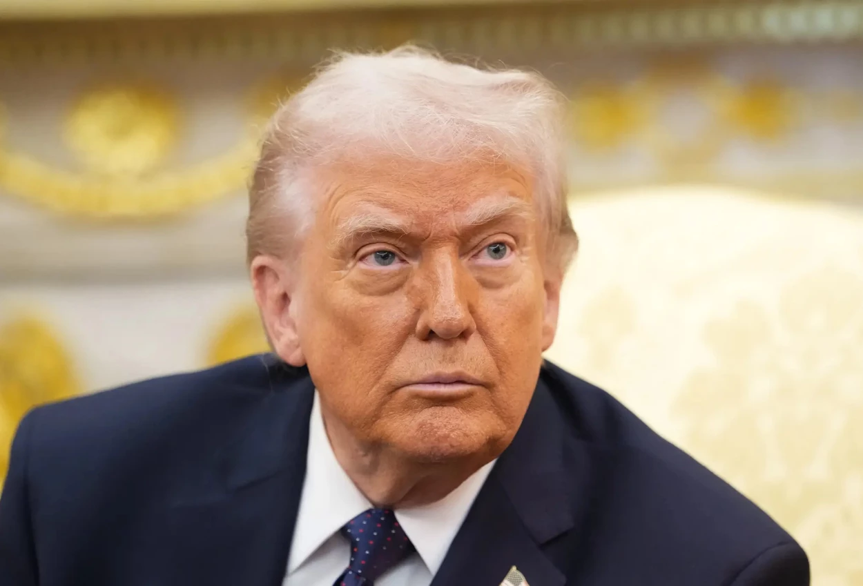 Trump Perpanjang Gencatan Senjata AS Iran, Blokade Kapal Tetap Berlanjut