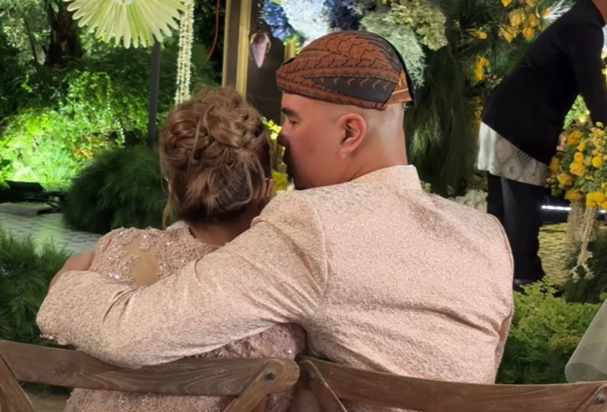 Unggah Momen Shafea Menangis di Siraman El Rumi, Ahmad Dhani Aku Bisikkan Fakta yang Harus Terungkap