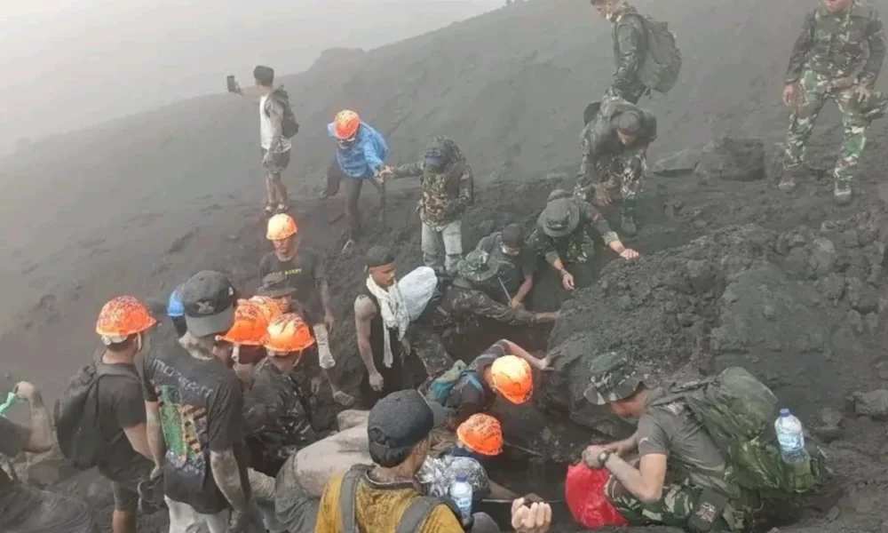 2 WN Singapura Korban Erupsi Gunung Dukono Ditemukan Meninggal Dunia