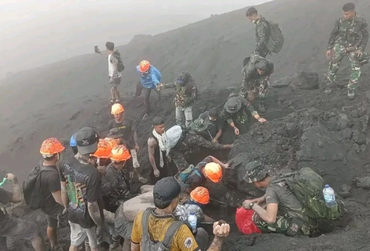 2 WN Singapura Korban Erupsi Gunung Dukono Ditemukan Meninggal Dunia