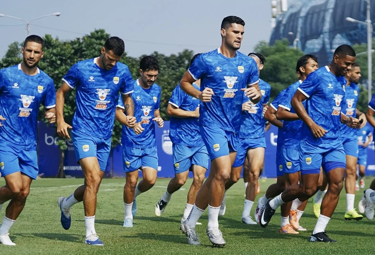 AFC Sanksi Persib Denda Rp3,5 M dan 2 Laga Kandang Tanpa Suporter!