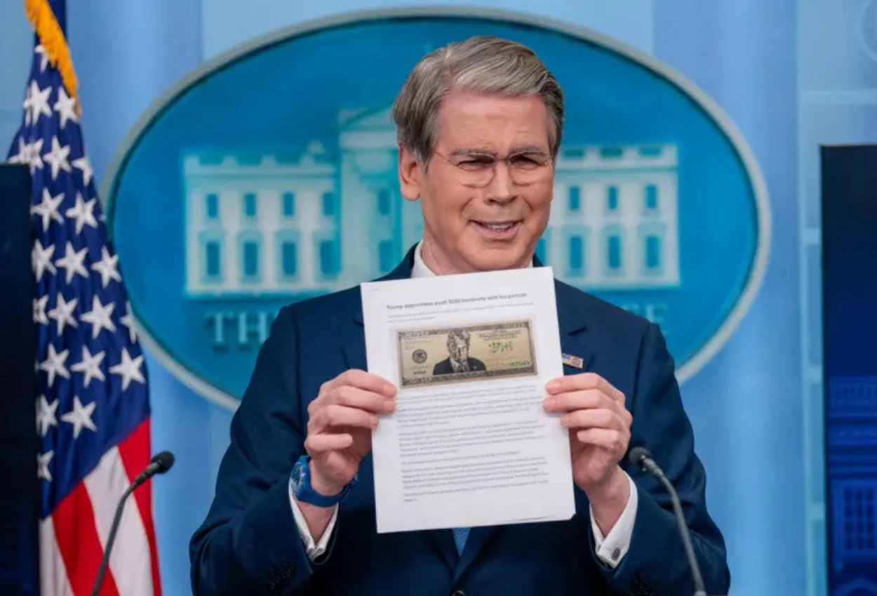 AS Berencana Cetak Uang Kertas 250 Dolar Gambar Donald Trump