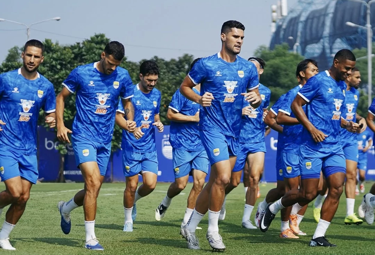 Alasan Laga Persib vs Persija Dipindah ke Samarinda