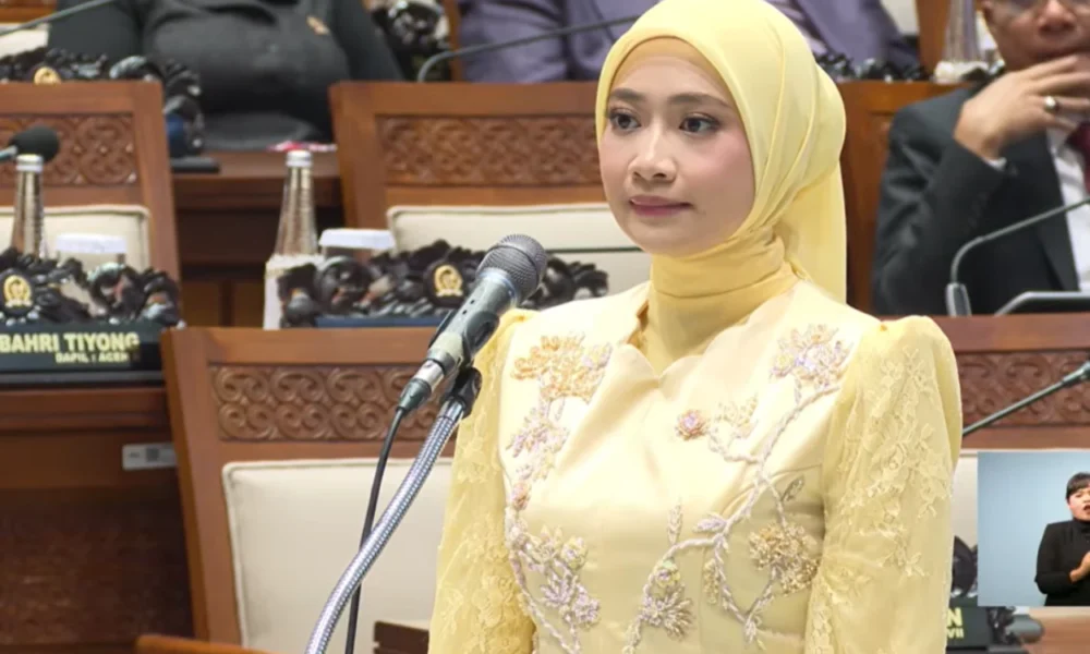 Anak Adies Kadir, Adela Kanasya Resmi Dilantik jadi Anggota DPR RI
