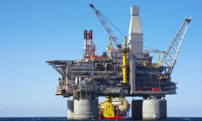 Apa Bedanya Minyak Brent dan WTI