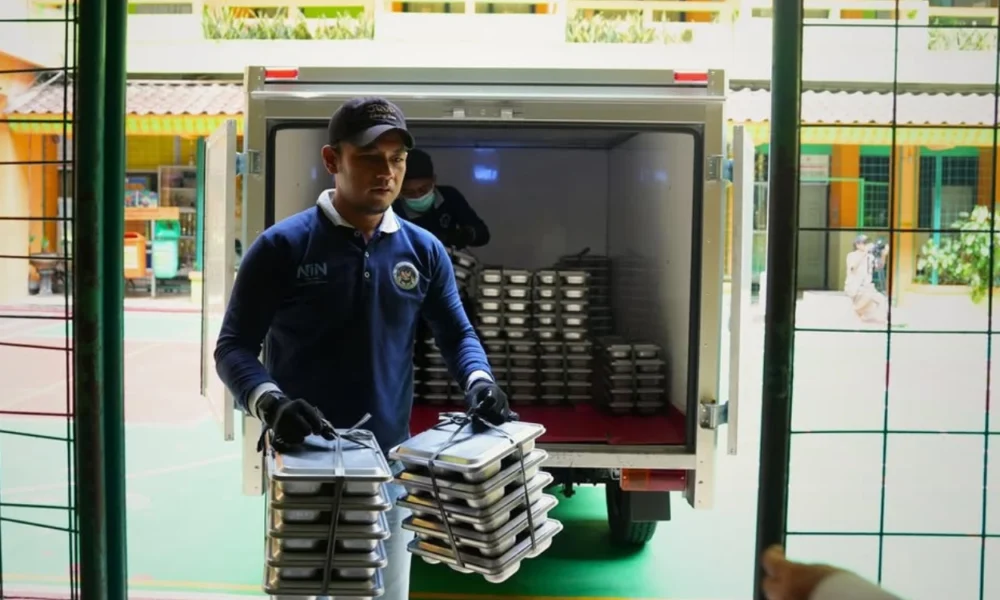 BGN Luncurkan Aplikasi Reviu MBG, Guru hingga Kaposyandu Bisa Awasi Kualitas Makanan