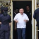 Bebas Bersyarat, Ini Momen Eks PM Thailand Keluar dari Penjara