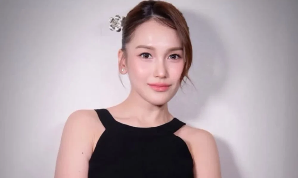 Begini Respons Ayu Ting Ting usai Keciduk Jalan bareng Pria di Bioskop