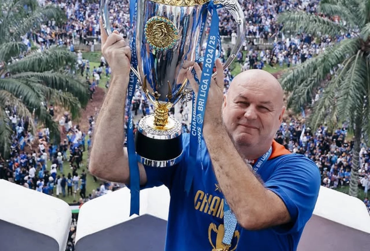 Bojan Hodak Resmi Tinggalkan Kursi Pelatih usai Bawa Persib Juara Tiga Musim Berturut turut