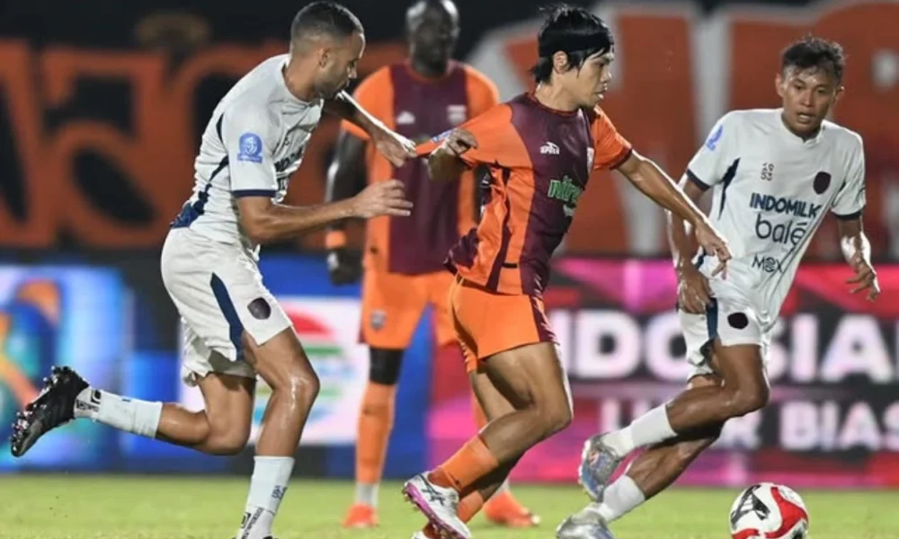 Borneo vs Persita 2 0 Pesut Etam Makin Pepet Maung Bandung di Puncak Klasemen