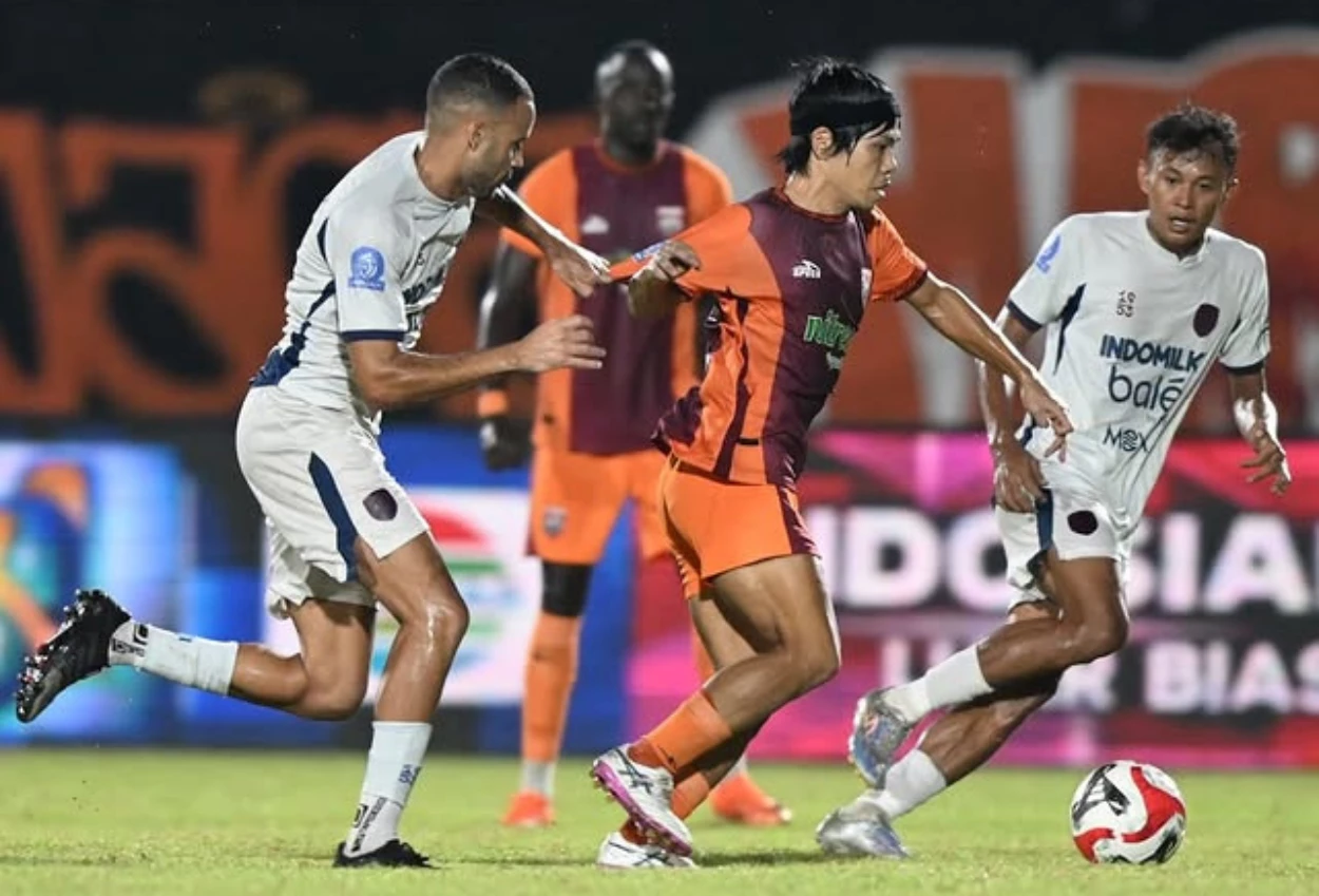 Borneo vs Persita 2 0 Pesut Etam Makin Pepet Maung Bandung di Puncak Klasemen