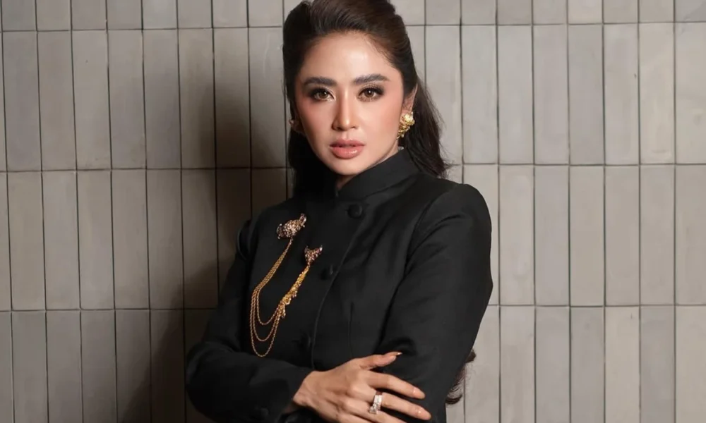 Dewi Perssik Curhat Tak Diundang Ahmad Dhani di Pernikahan El Syifa
