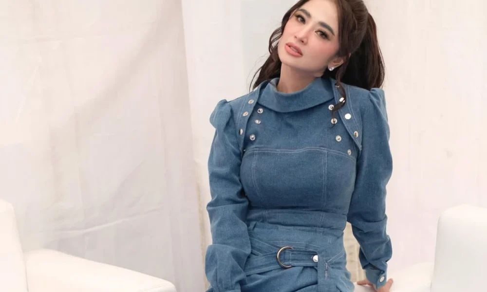 Diam Diam Kuliah Jurusan Psikologi, Dewi Perssik Supaya Aku Bisa Menyembuhkan Luka Aku Sendiri