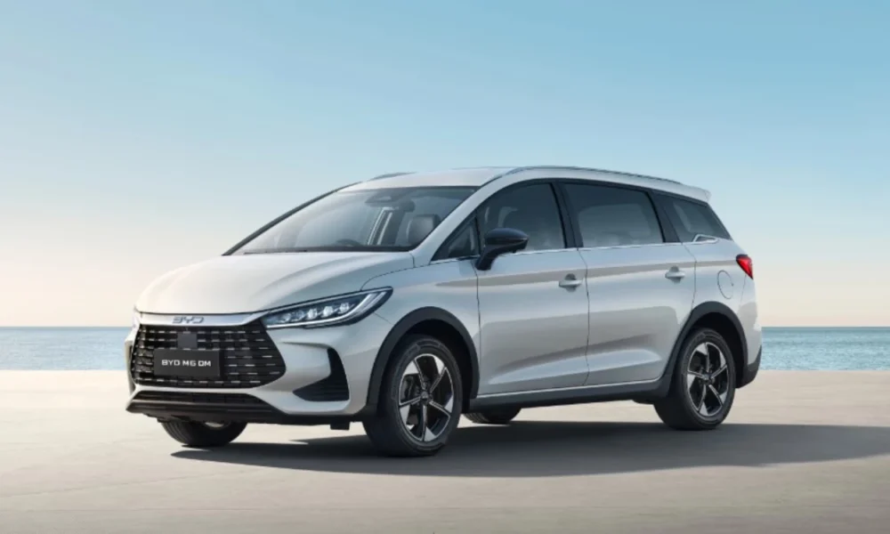 Harga BYD M6 DM Bocor di Medsos, cuma Rp100 Jutaan?