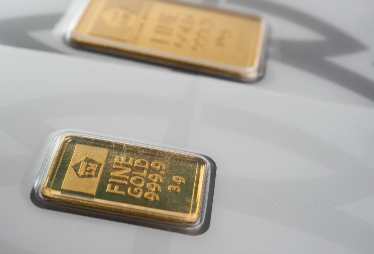 Harga Emas Antam Hari Ini 30 Mei 2026 Naik Rp25.000 per Gram