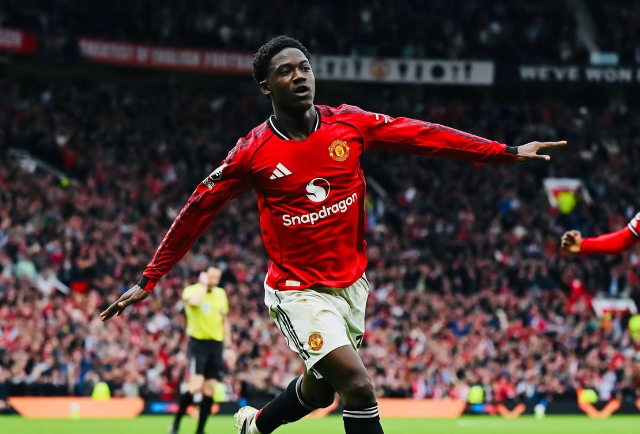 Klasemen Manchester United F.C. vs Liverpool usai Mainoo Selamatkan Setan Merah 3