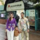 Momen Arie Kriting dan Indah Permatasari Liburan ke Jepang pakai Kebaya dan Batik