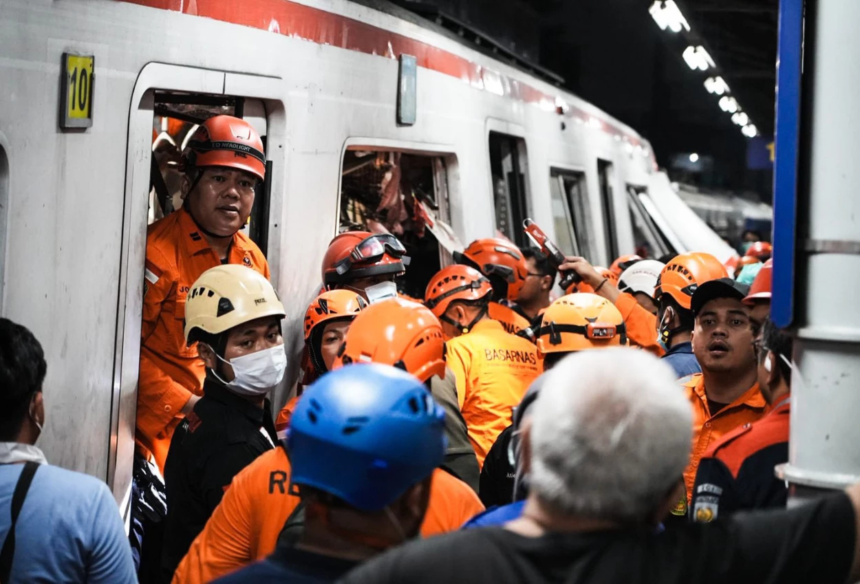 Penumpang KA Argo Bromo Anggrek Minta Kompensasi Rp100 Miliar ke PT KAI untuk Korban Kecelakaan