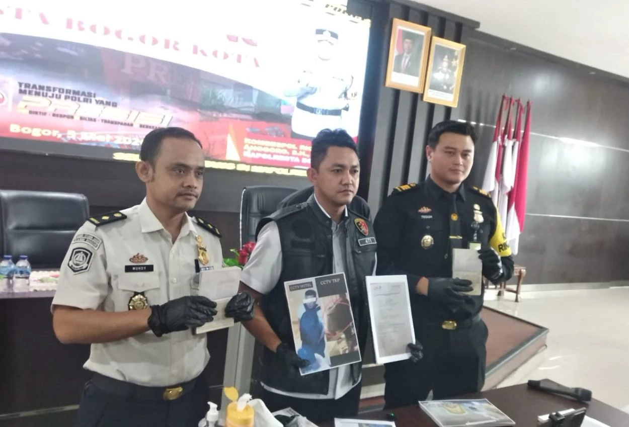 Polisi Tangkap Komplotan WN China Perampok Rumah Mewah di Bogor, Rp510 Juta dan 150 Gram Emas Raib